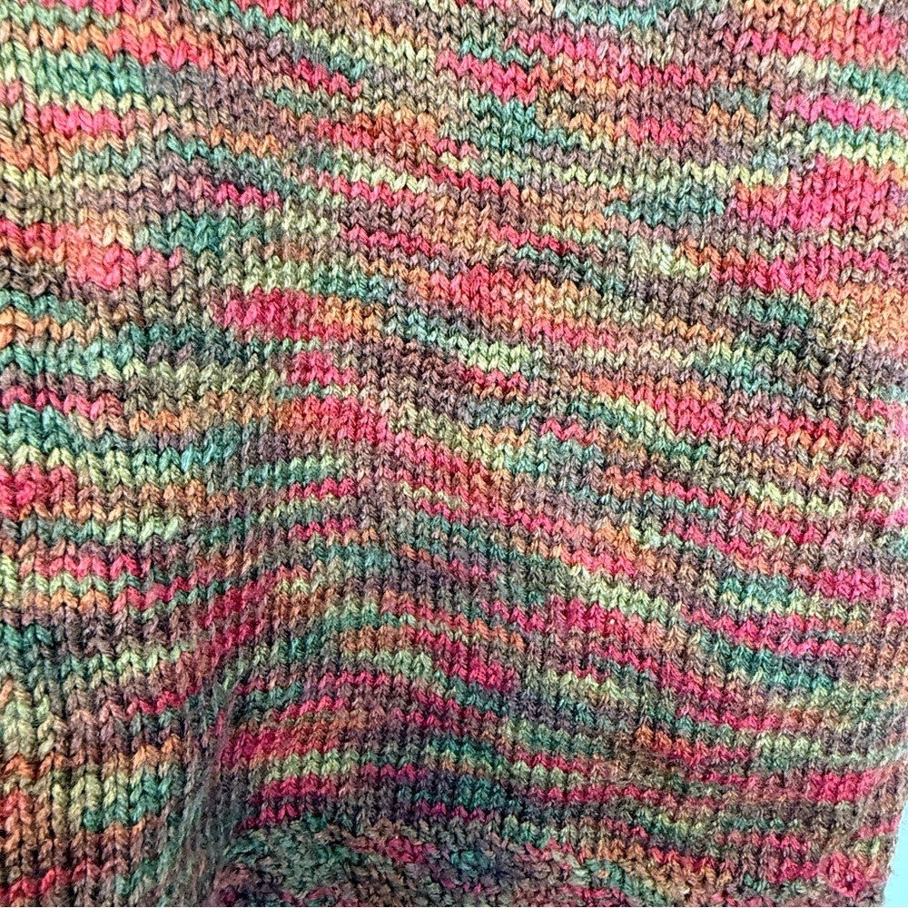 Multicolor Hand-Knit V-Neck Button Vest - Picture 8 of 11